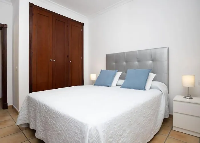 Villa Helen - Heated Pool Wifi Smarttv Barbecue