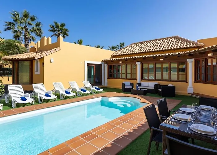 Villa Helen - Heated Pool Wifi Smarttv Barbecue *